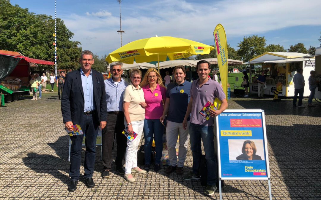 Infostand mit Martin Hagen