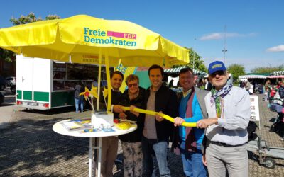 Erfolgreicher Infostand in Vaterstetten auf dem Bauernmarkt.