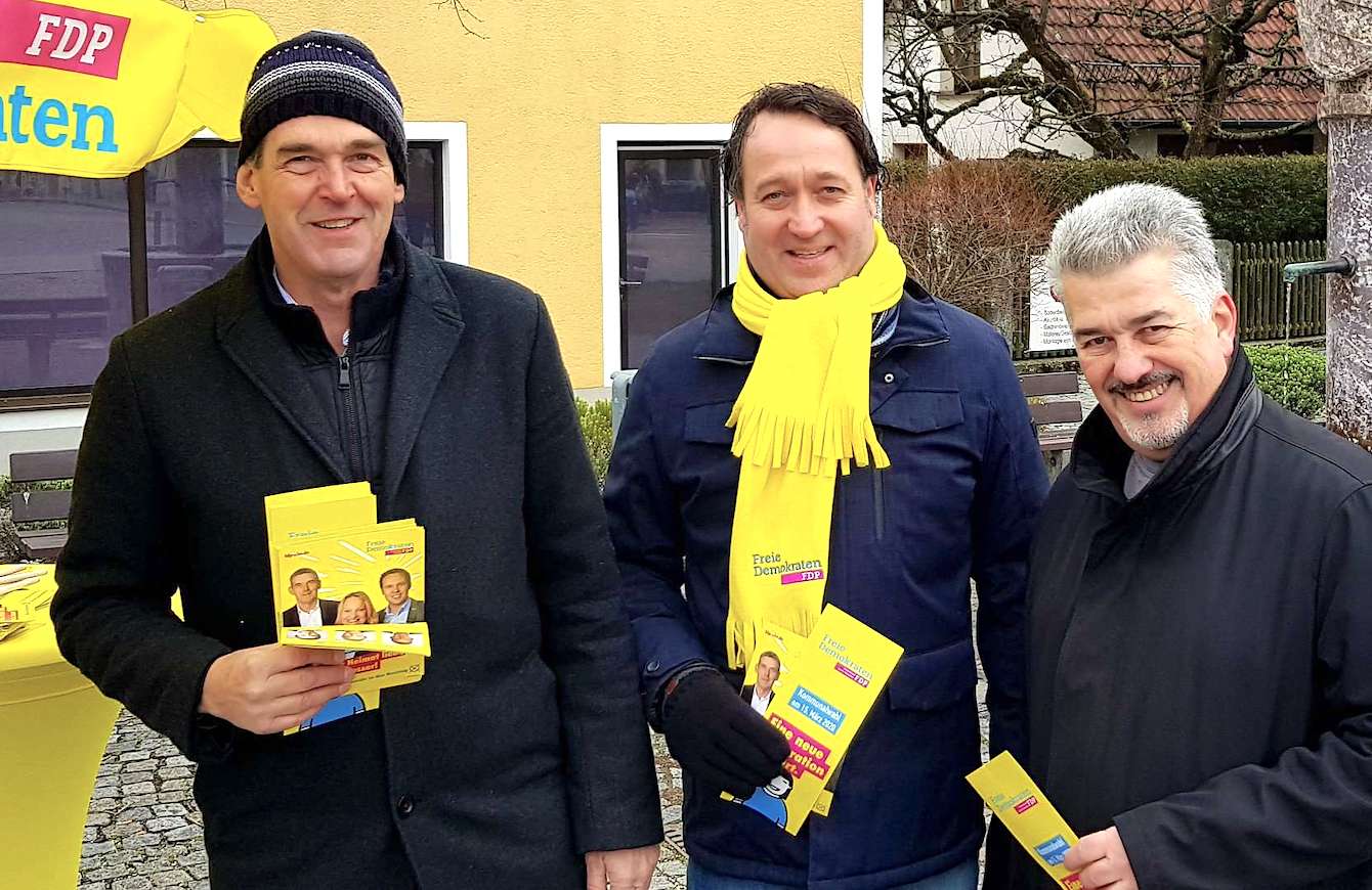 FDP Infostand Markt Schwaben