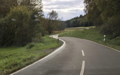 Statt Luftschloss endlich Radweg bauen – Autofahrer nicht gegen Fahrradfahrer ausspielen